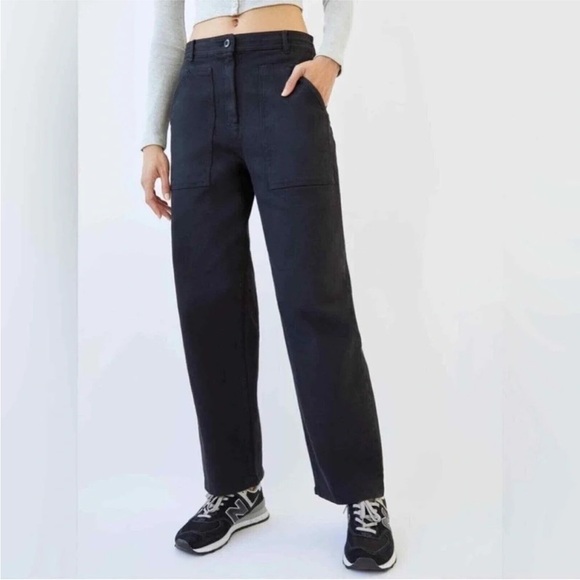 Aritzia Wilfred Free Modern Utility Black Pants Women’s Sz 8 - Picture 1 of 8